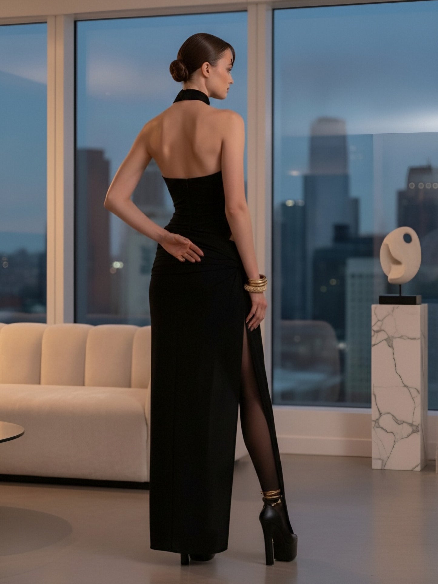 Chic Halter-Neck Bodycon Evening Gown