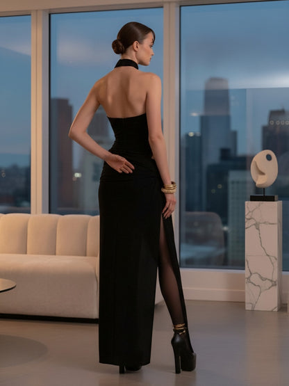 Chic Halter-Neck Bodycon Evening Gown