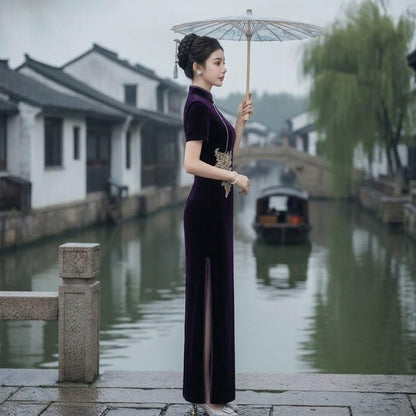 Velvet Gold Embroidered Mandarin Collar Cheongsam