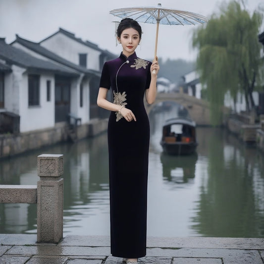 Velvet Gold Embroidered Mandarin Collar Cheongsam